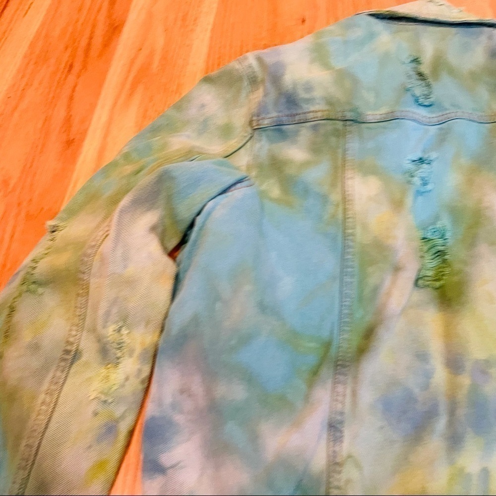 Festival Hand tie dyed distressed ripped jean jacket M - Picture 9 of 14